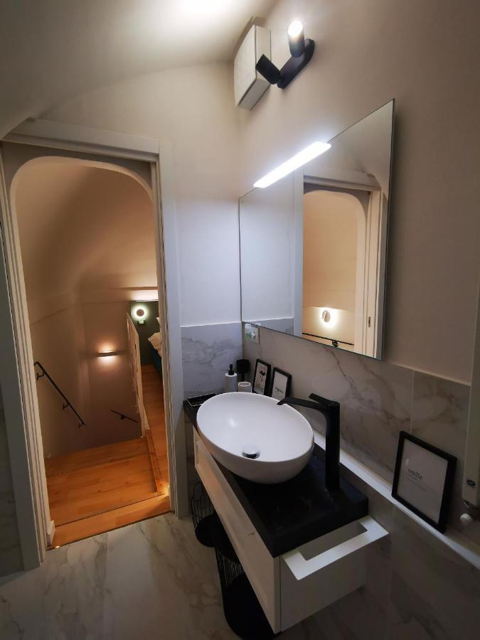 Gombruti14 Boutique Home ボローニャ エクステリア 写真