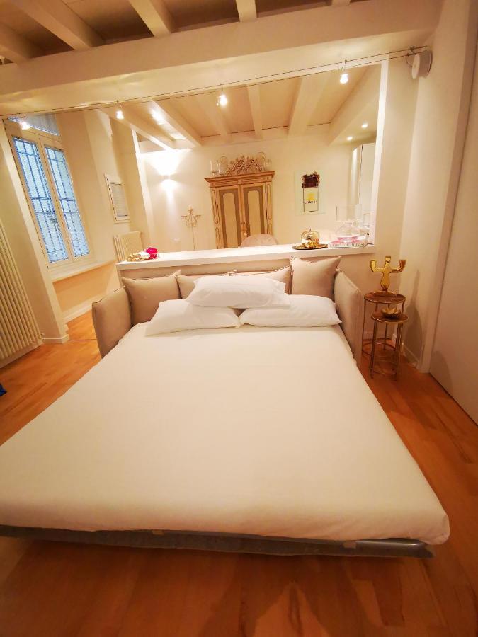 Gombruti14 Boutique Home ボローニャ エクステリア 写真